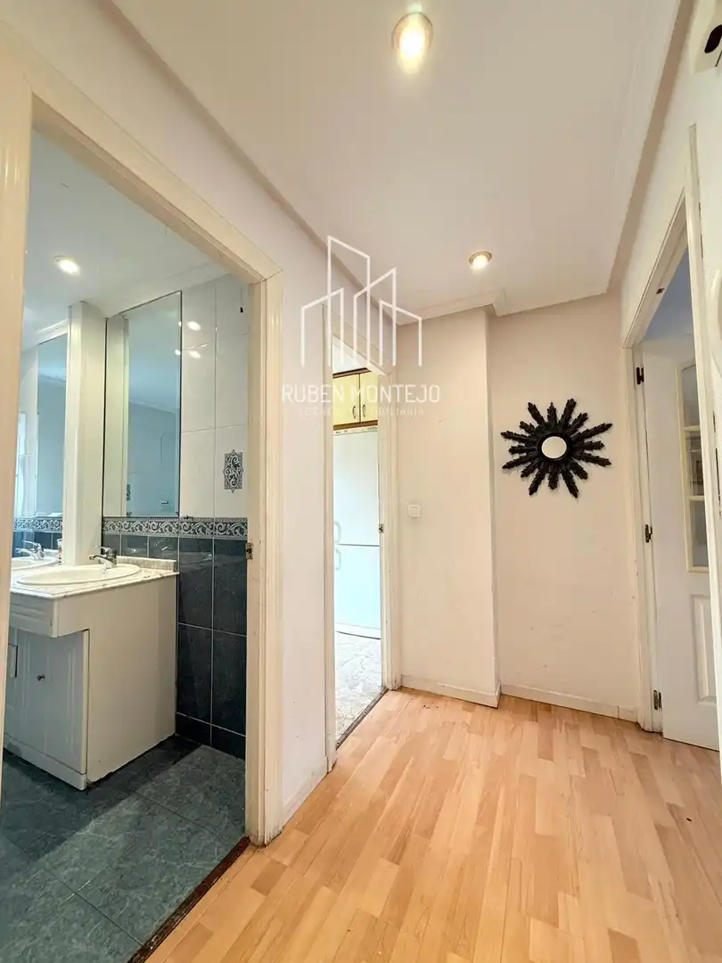 Flat for sale in Salamanca  with Heating, Oven and Washing machine