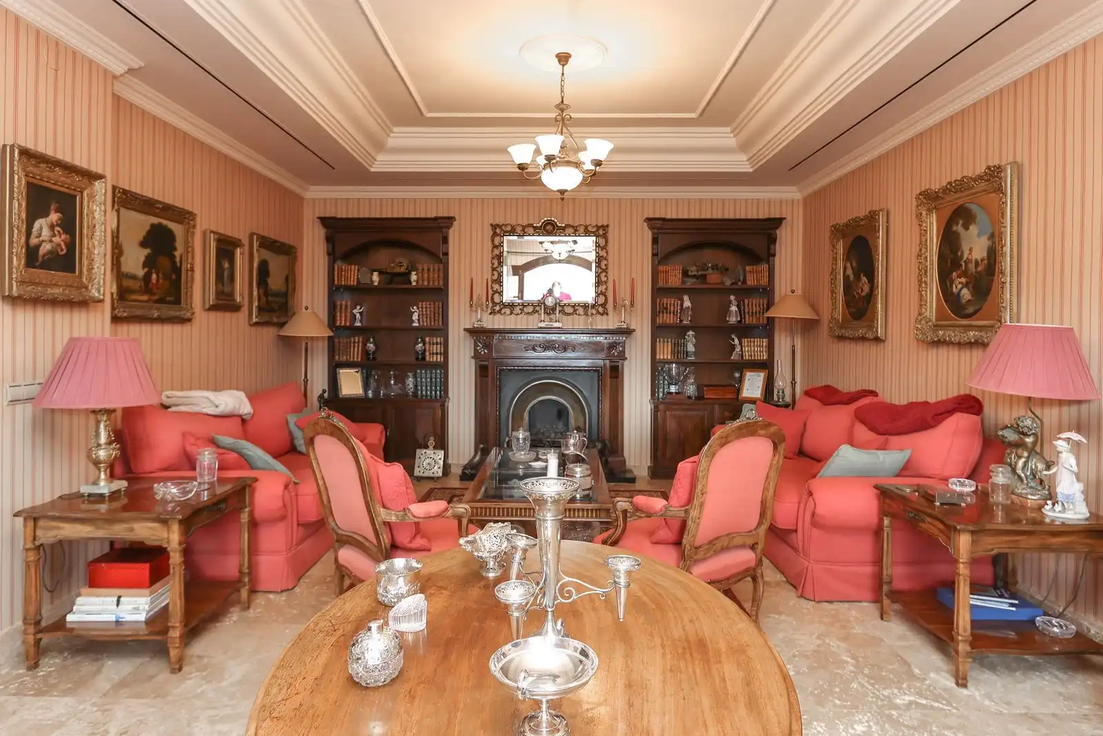 Sala de estar de Casa o chalet en venta en Monda con Aire acondicionado, Jardín privado y Trastero