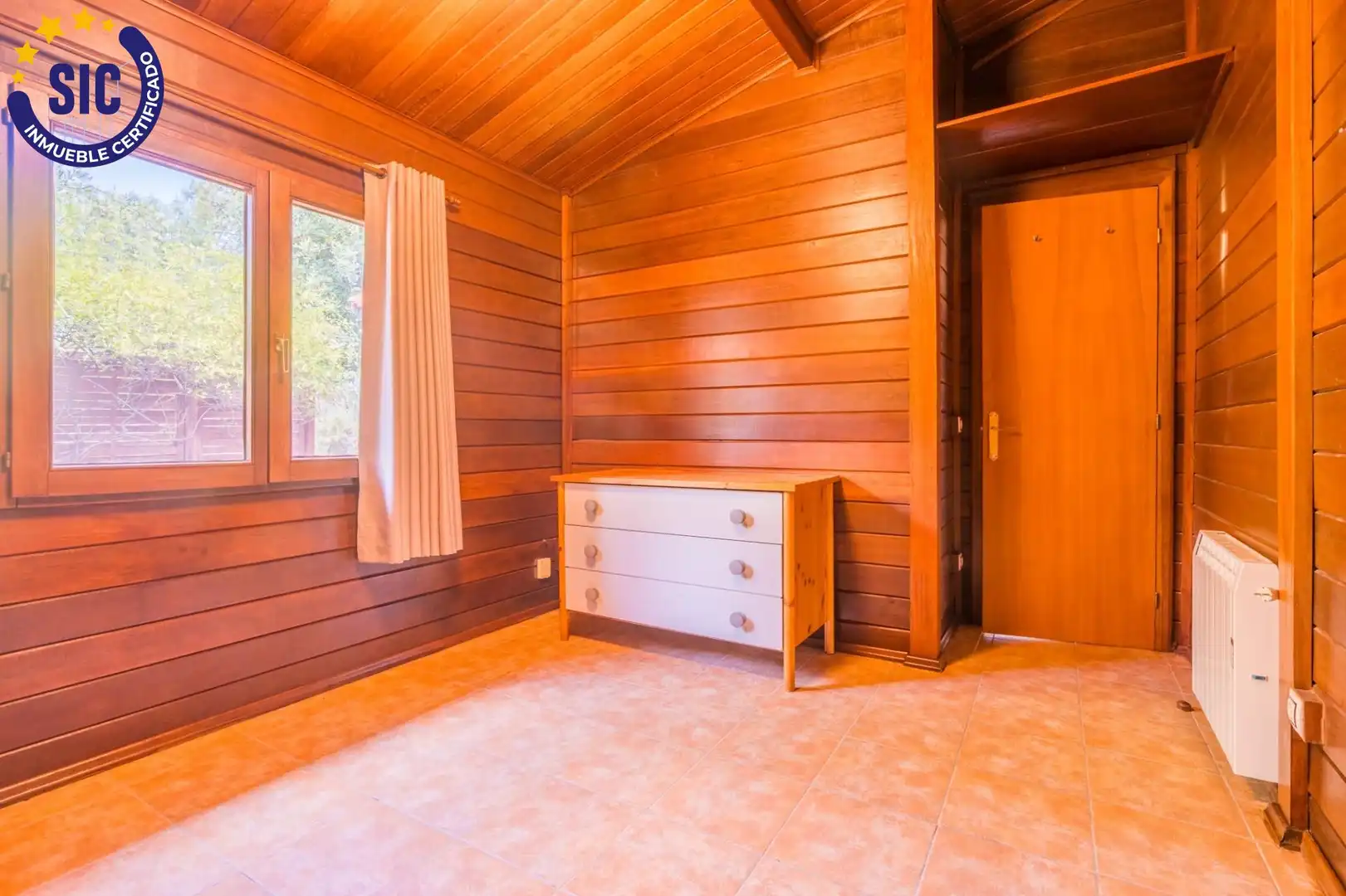 Habitación de Casa o chalet en venta en Torrent con Aire acondicionado, Calefacción y Jardín privado