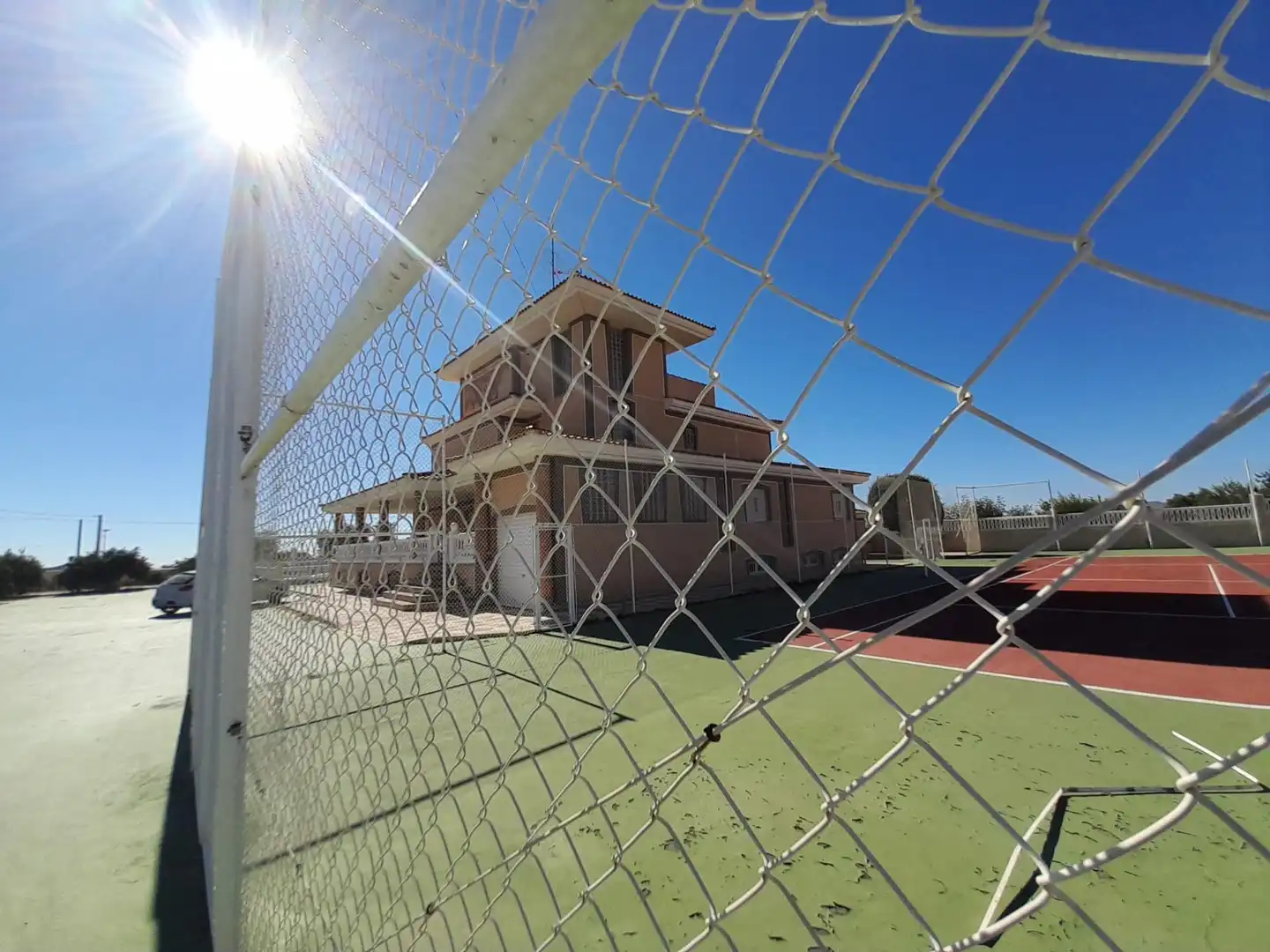 Vista exterior de Casa o xalet en venda en Alicante / Alacant amb Calefacció, Jardí privat i Terrassa