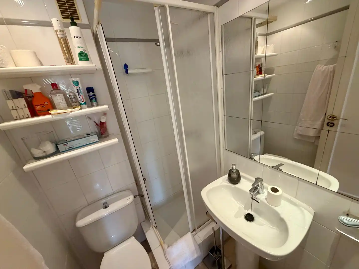 Baño de Ático de alquiler en Andratx con Aire acondicionado, Calefacción y Jardín privado