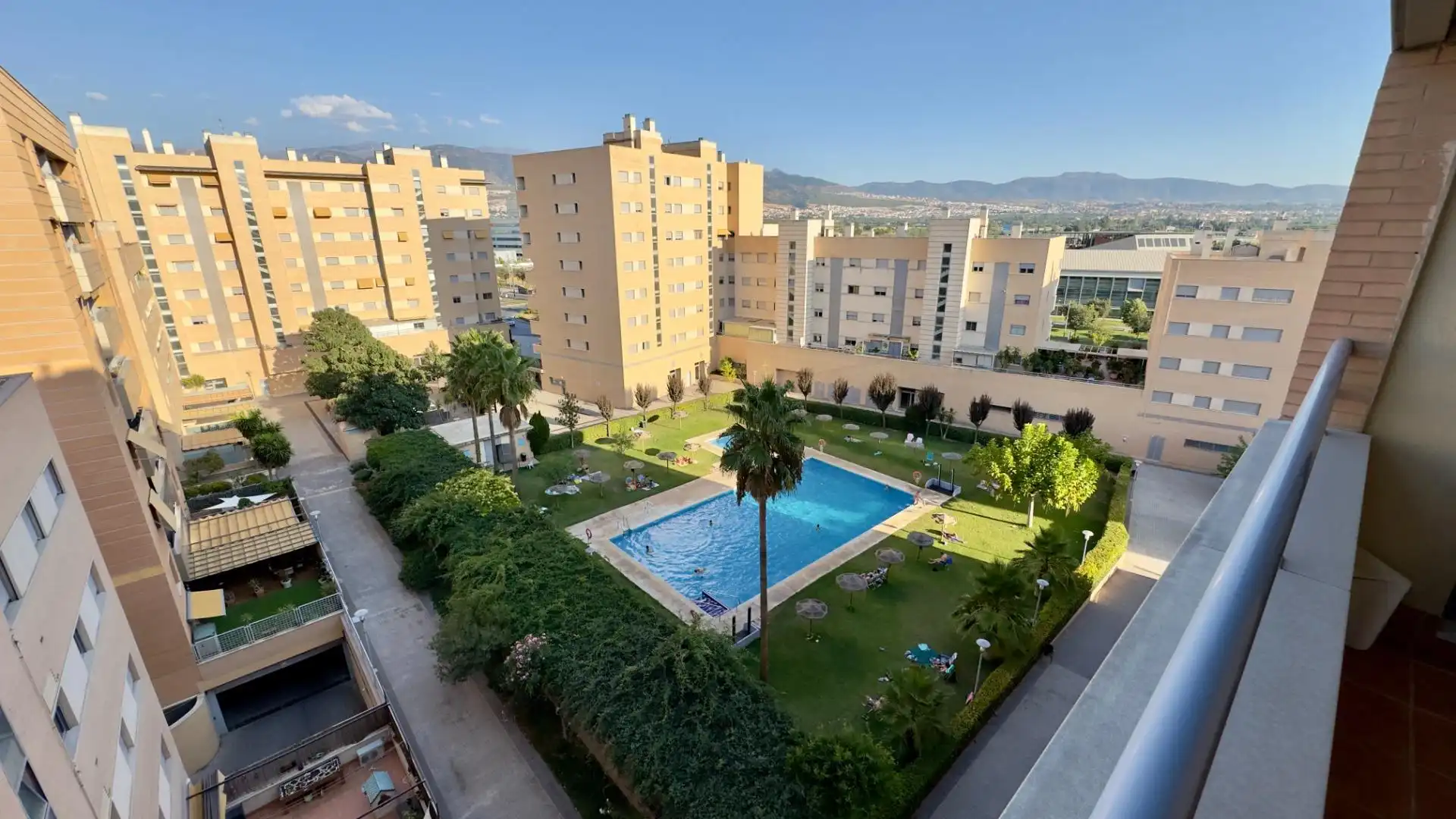 Flat for sale in Avenida Avenida de la Ilustración, 85, Campus de la Salud