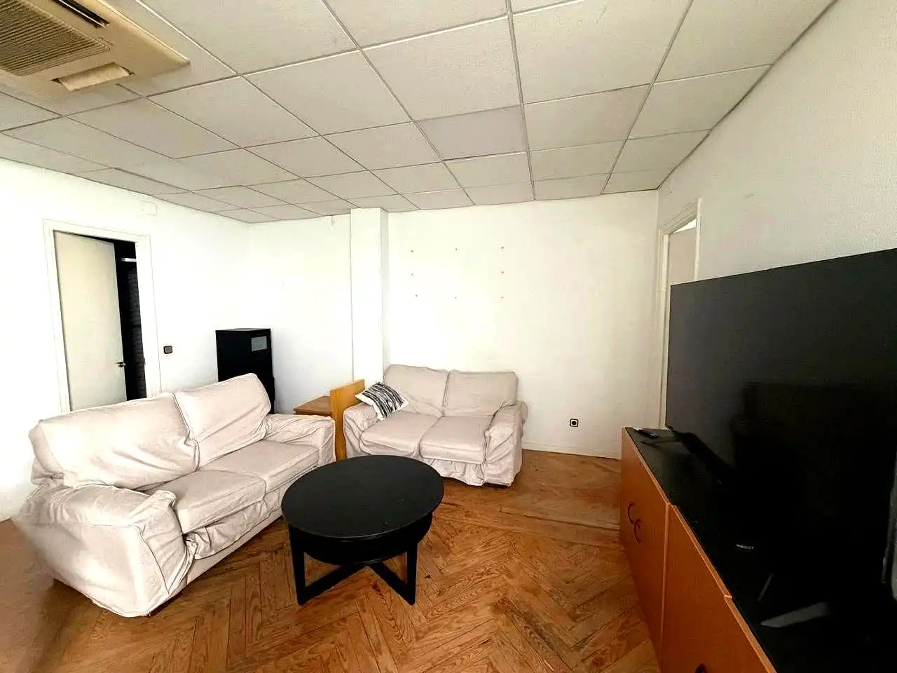 Flat for rent in Madrid  with Air Conditioner, Heating and Terrace