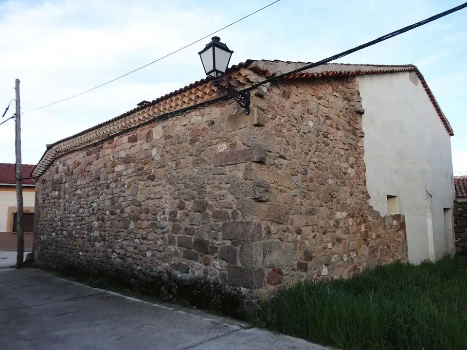 Vista exterior de Casa o chalet en venta en Barbadillo del Mercado con Jardín privado
