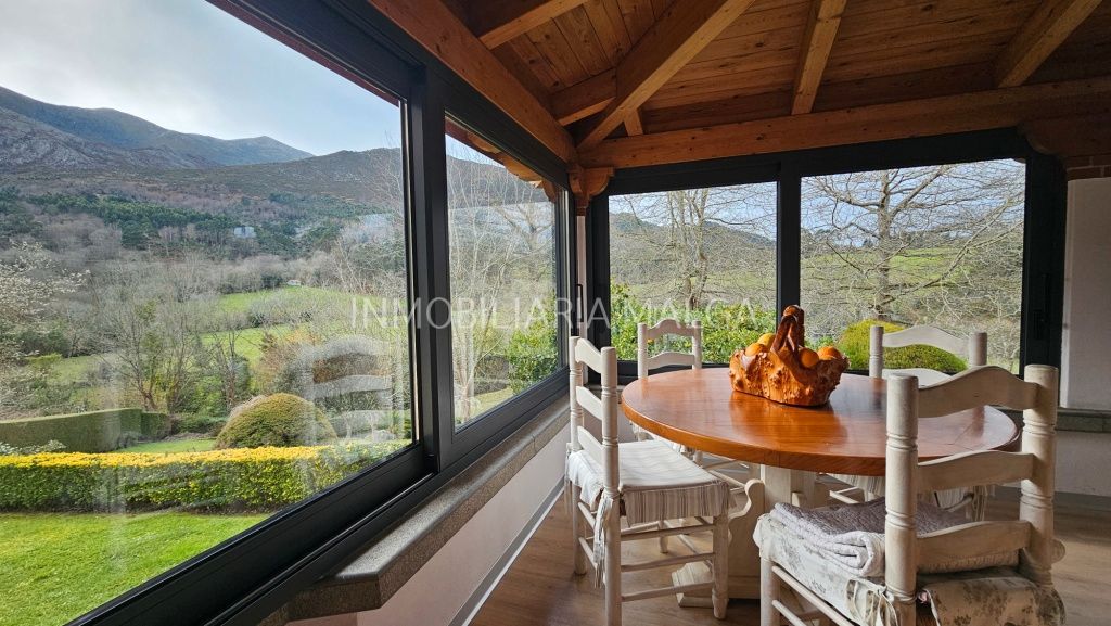 Jardí de Casa o xalet en venda en Colunga amb Calefacció, Jardí privat i Parquet