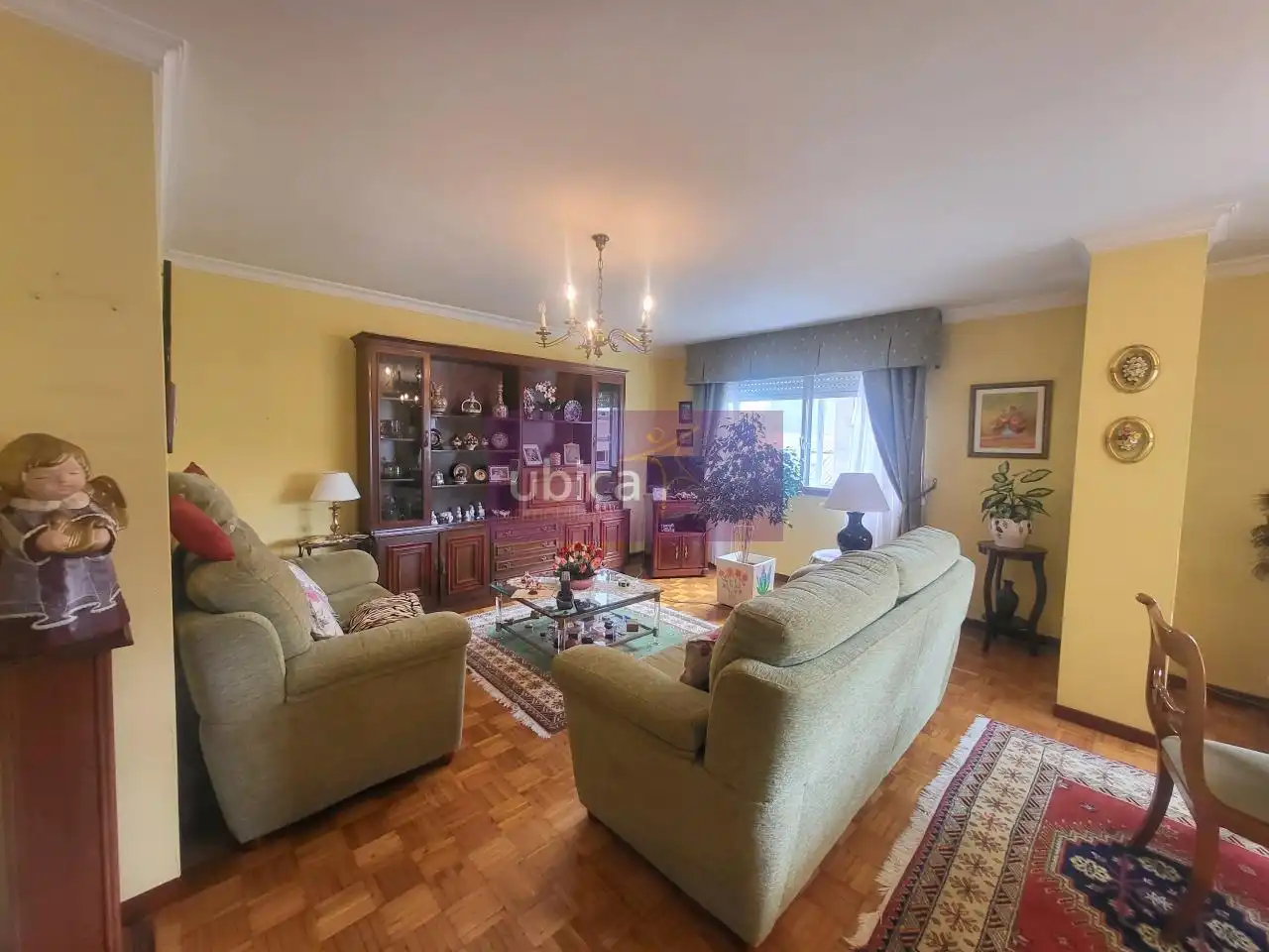 Living room of Flat for sale in Vigo   with Heating, Parquet flooring and Terrace