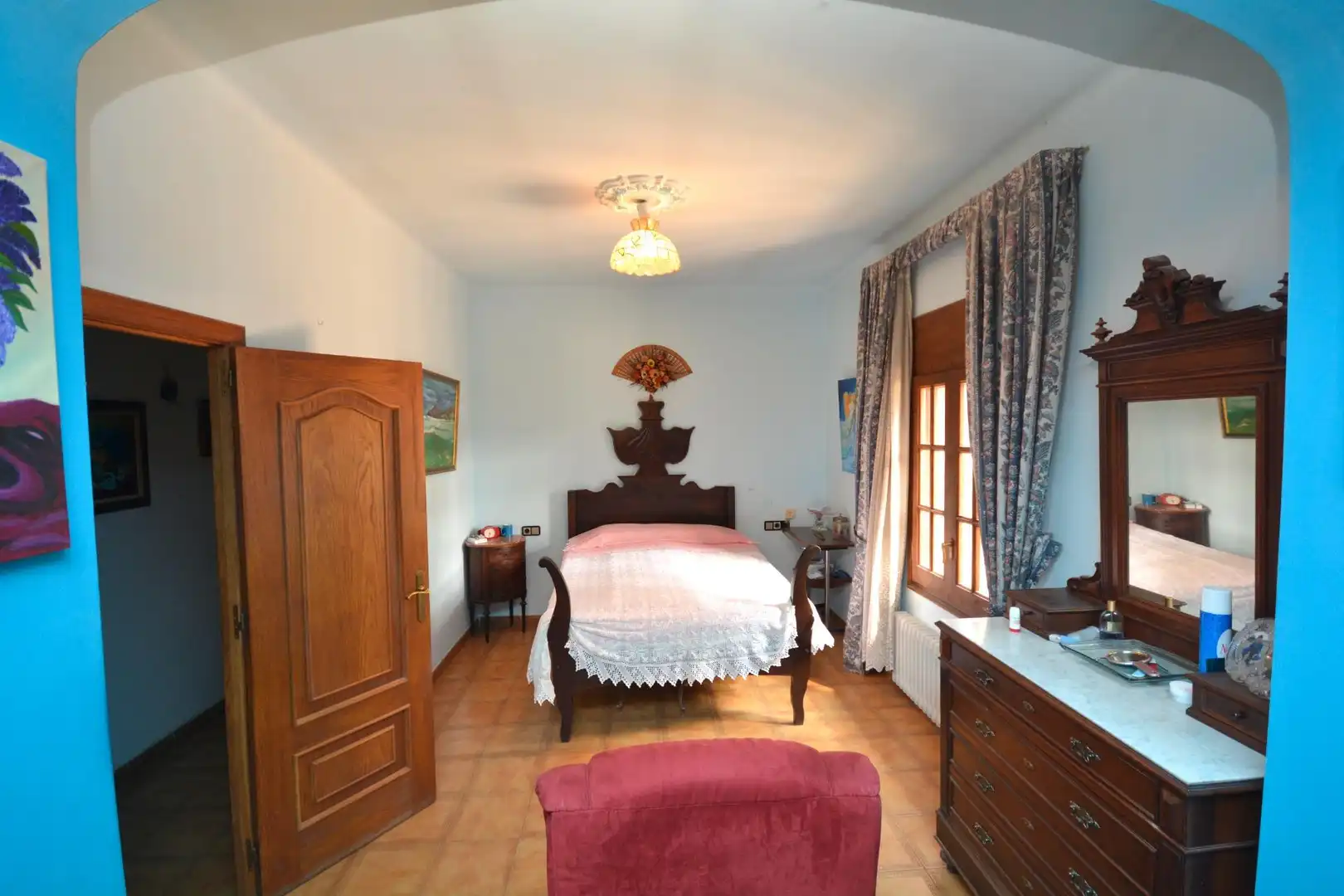 Habitación de Finca rústica en venta en Borrassà con Aire acondicionado, Calefacción y Jardín privado