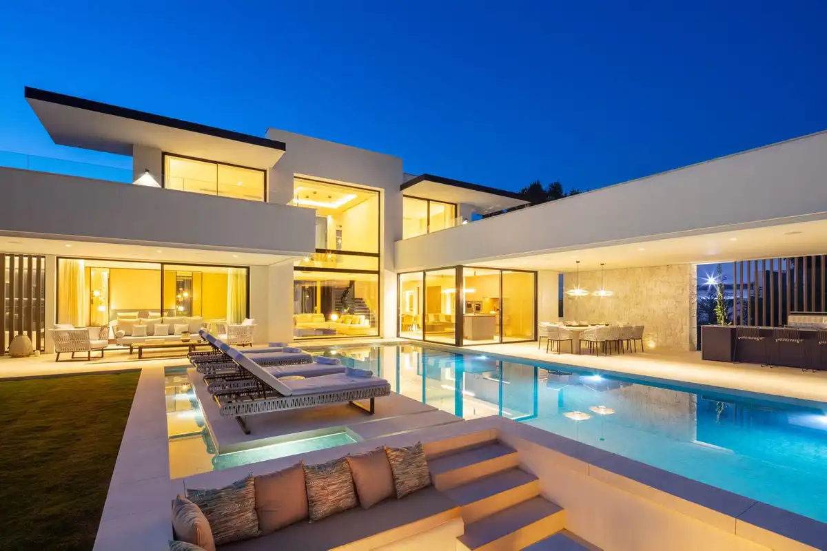 Villa mit Pool zum Verkauf in Nueva Andalucía, imagen 27