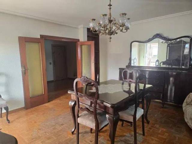 Piso en Venta en Calle Camp i fabres en El Putget i el Farró