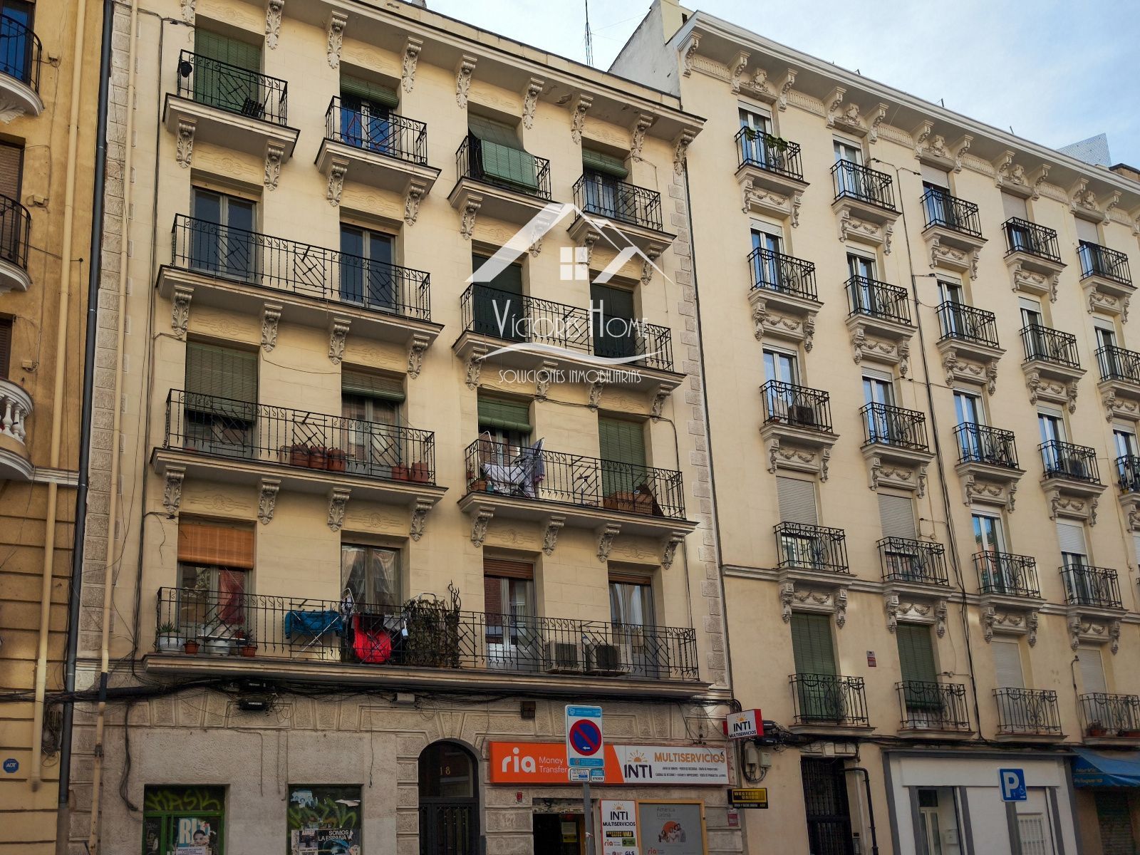 Vista exterior de Pis de lloguer en  Madrid Capital amb Aire condicionat, Calefacció i Rentadora