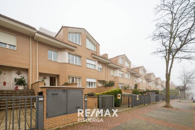 Casa-chalet en Venta en Calle de Juan de Valladolid, 33 en Parquesol