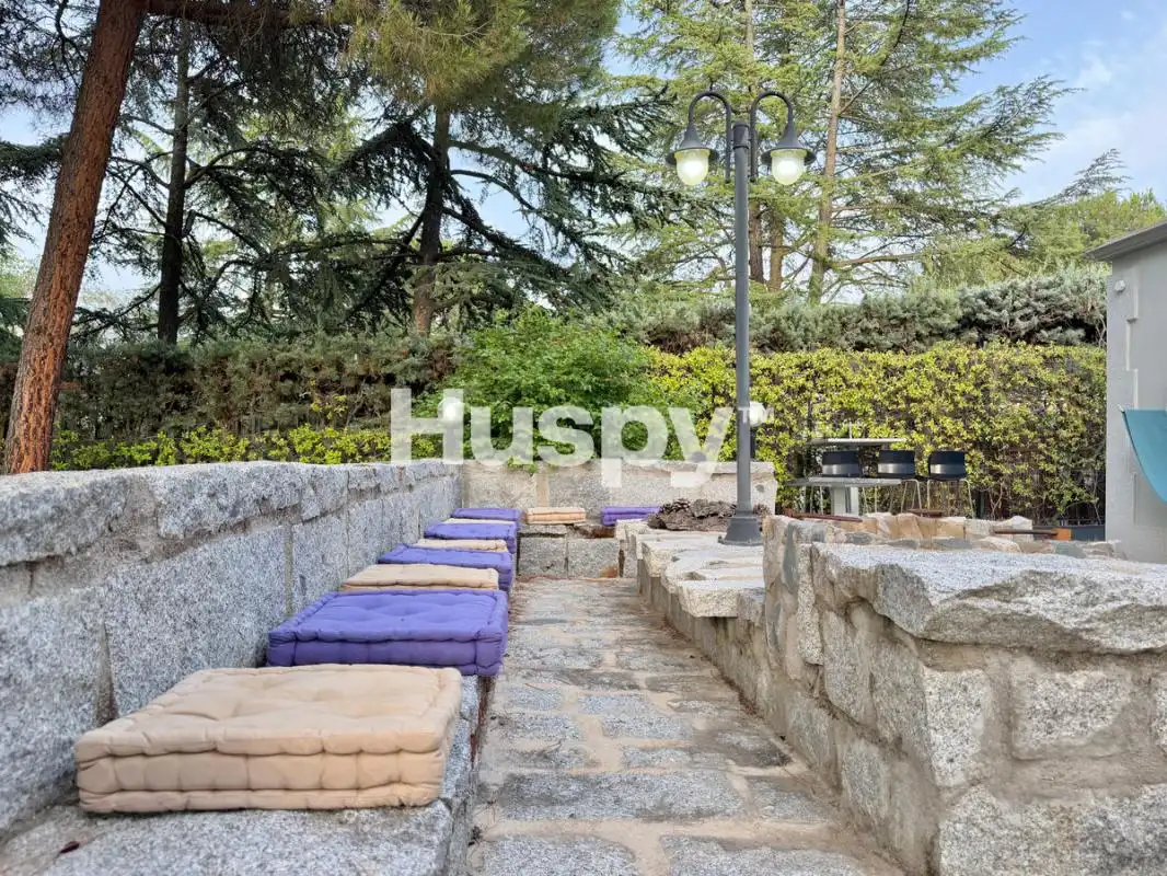 Terrace of Houses for sale in Puerto de Galapagar - Las Cuestas