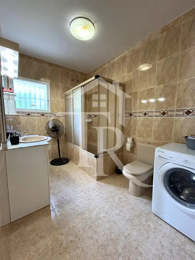 Bathroom of Houses for rent in Roda de Berà  with Private garden, Swimming Pool and Furnished
