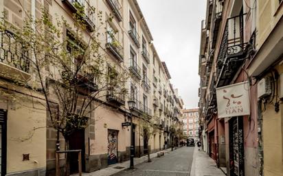 Vista exterior de Pis en venda en  Madrid Capital amb Calefacció