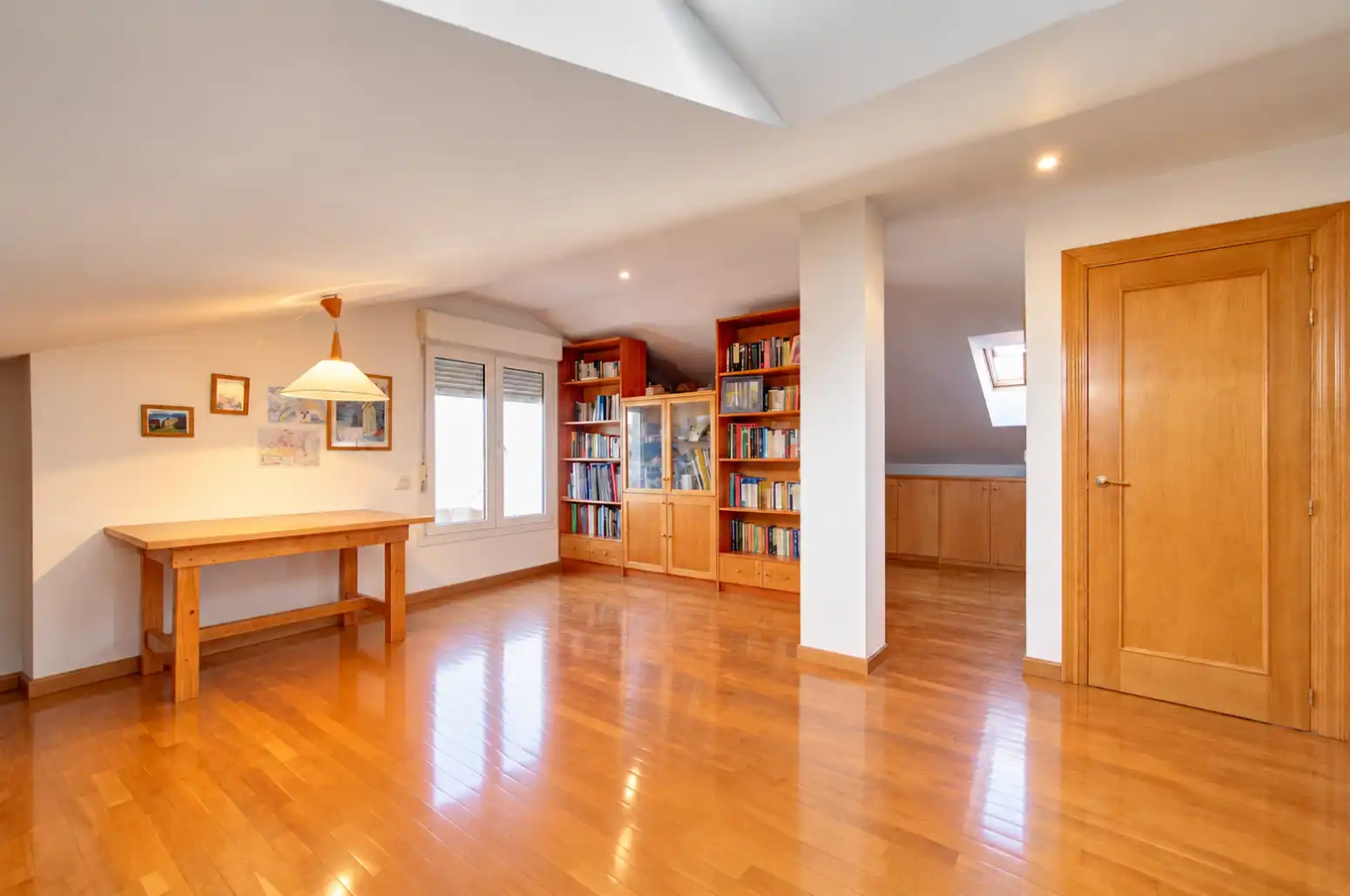 Living room of Houses for sale in Cizur  with Heating, Private garden and Parquet flooring