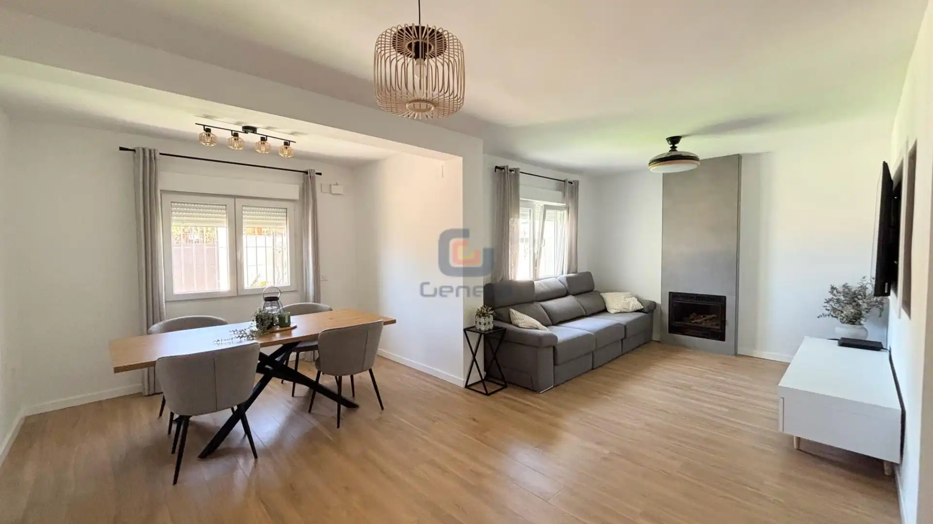 Living room of Houses for sale in San Vicente del Raspeig / Sant Vicent del Raspeig  with Heating, Private garden and Terrace