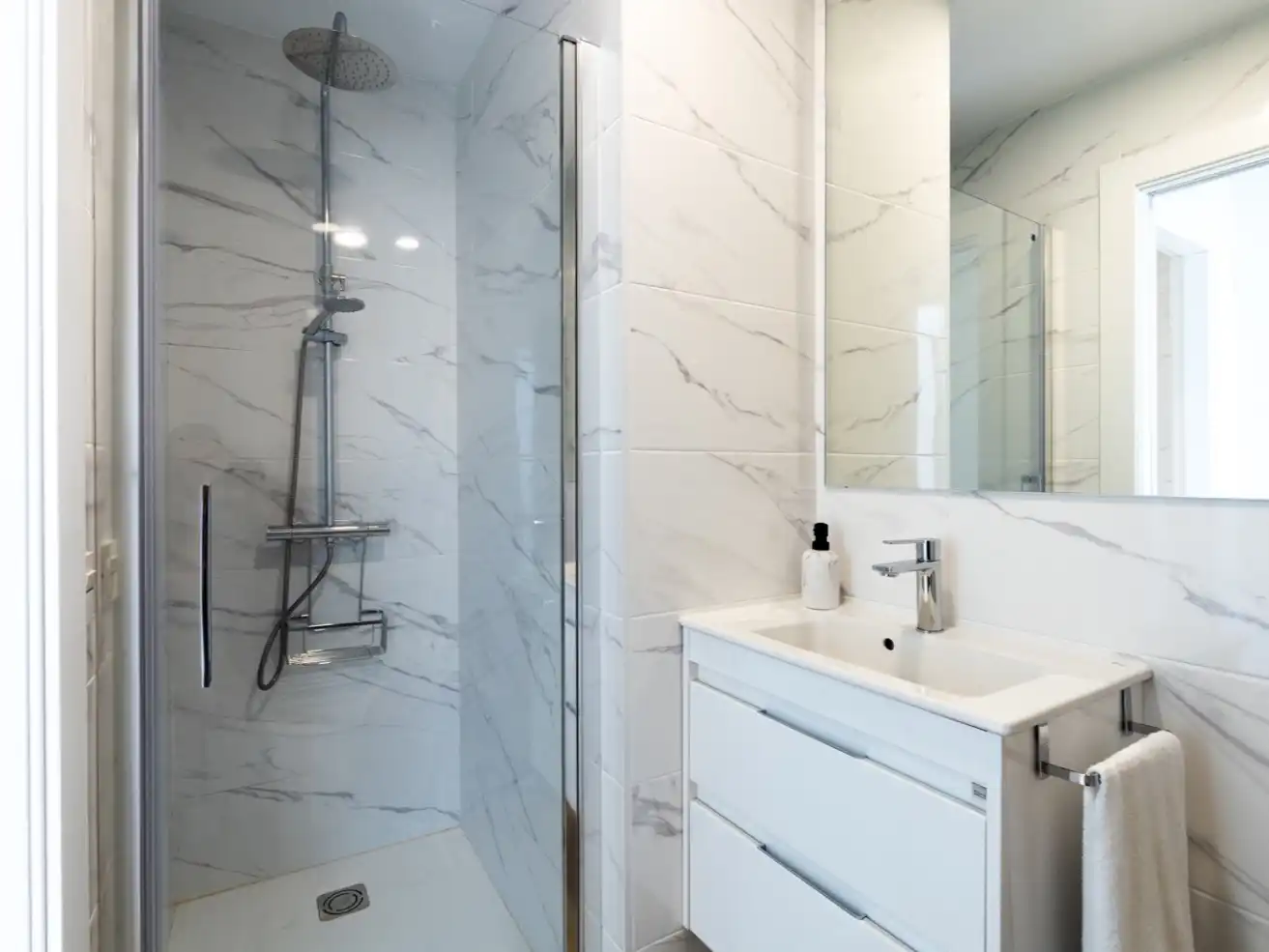 Bathroom of Flat for rent in La Herradura