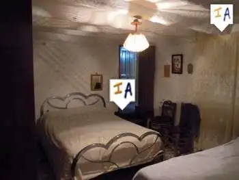 Casa rústica amb piscina en venda a Alcalá la Real, imagen 5