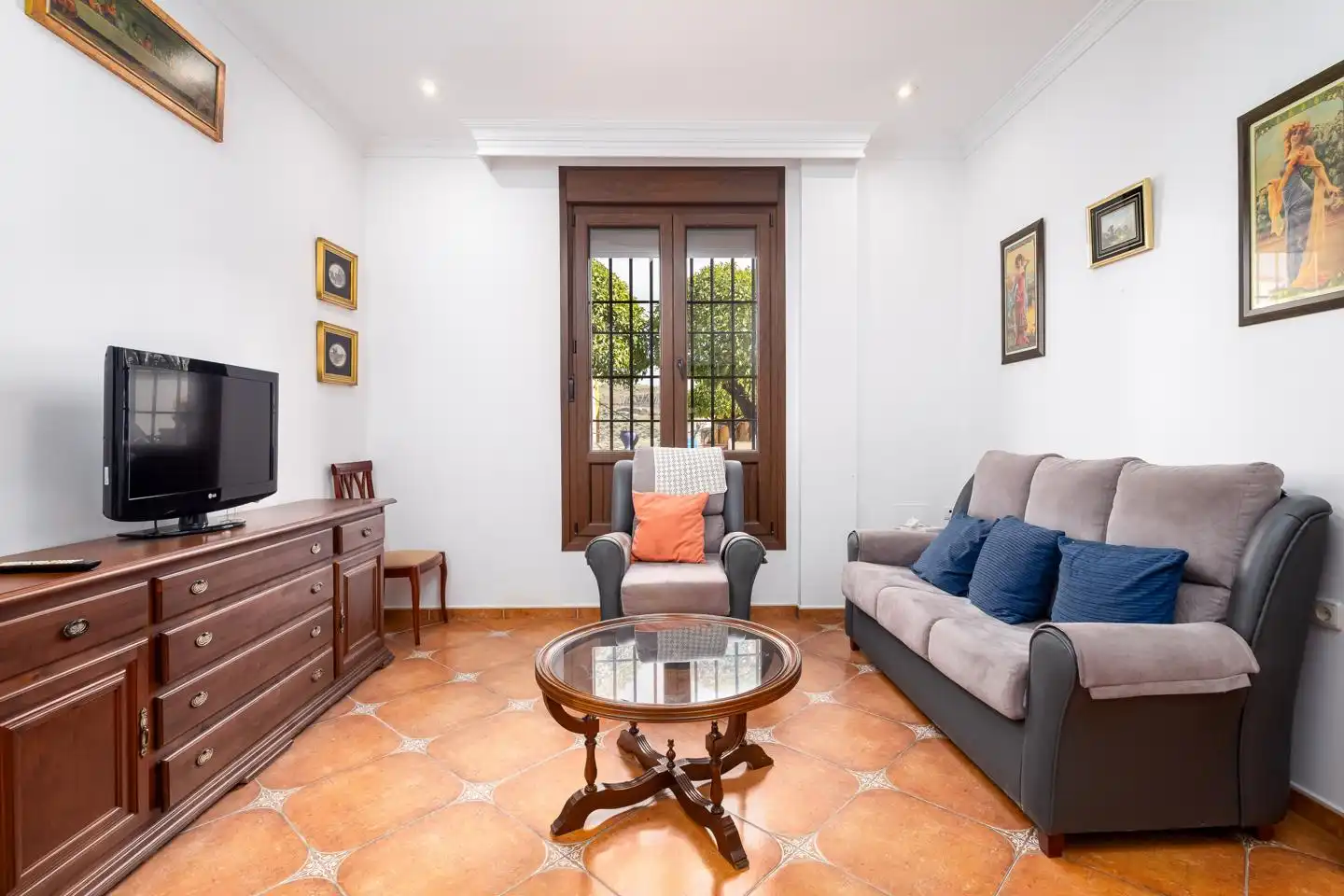 Sala de estar de Planta baja en venta en Ardales con Amueblado