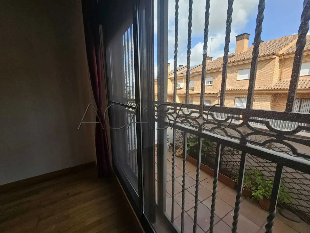 Dormitori de Casa adosada en venda en El Viso de San Juan amb Aire condicionat, Calefacció i Traster