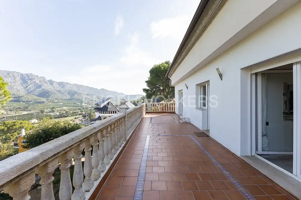 Vista exterior de Casa o chalet en venta en Carcaixent con Calefacción, Jardín privado y Terraza