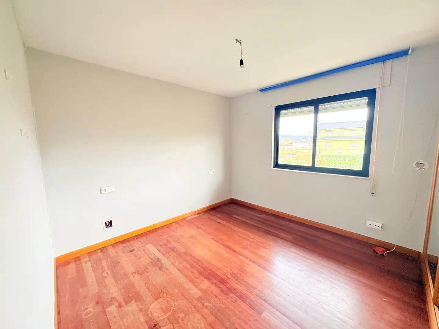 Habitación de Casa o chalet en venta en Carracedelo con Calefacción