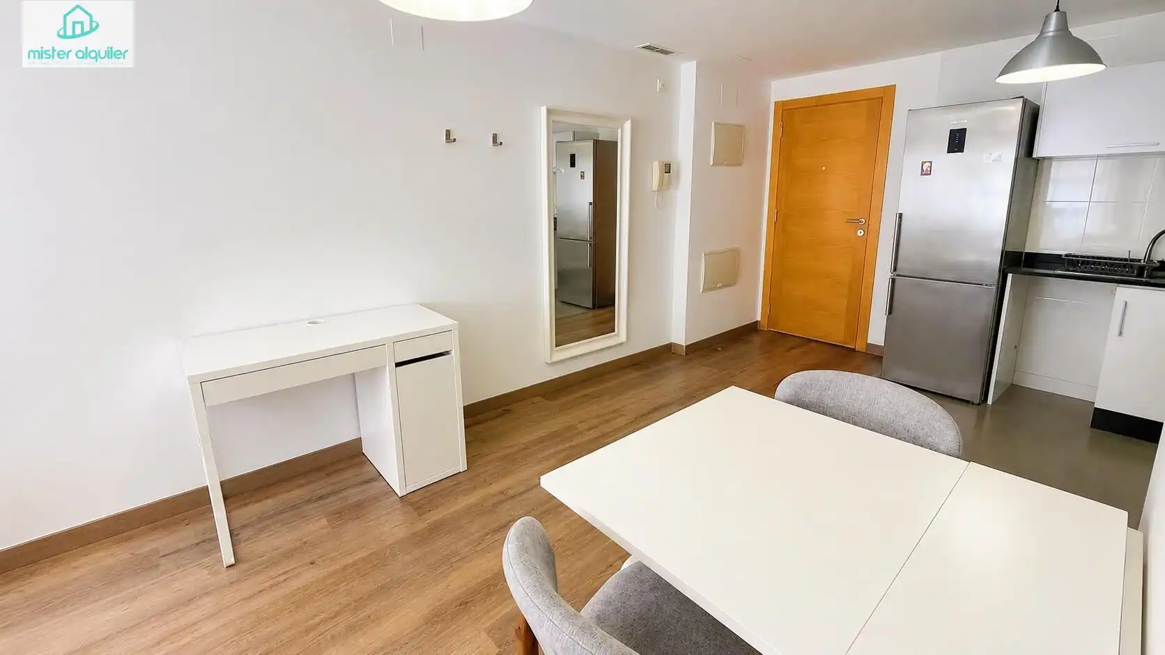 Sala d'estar de Apartament de lloguer en El Campello amb Aire condicionat, Calefacció i Terrassa