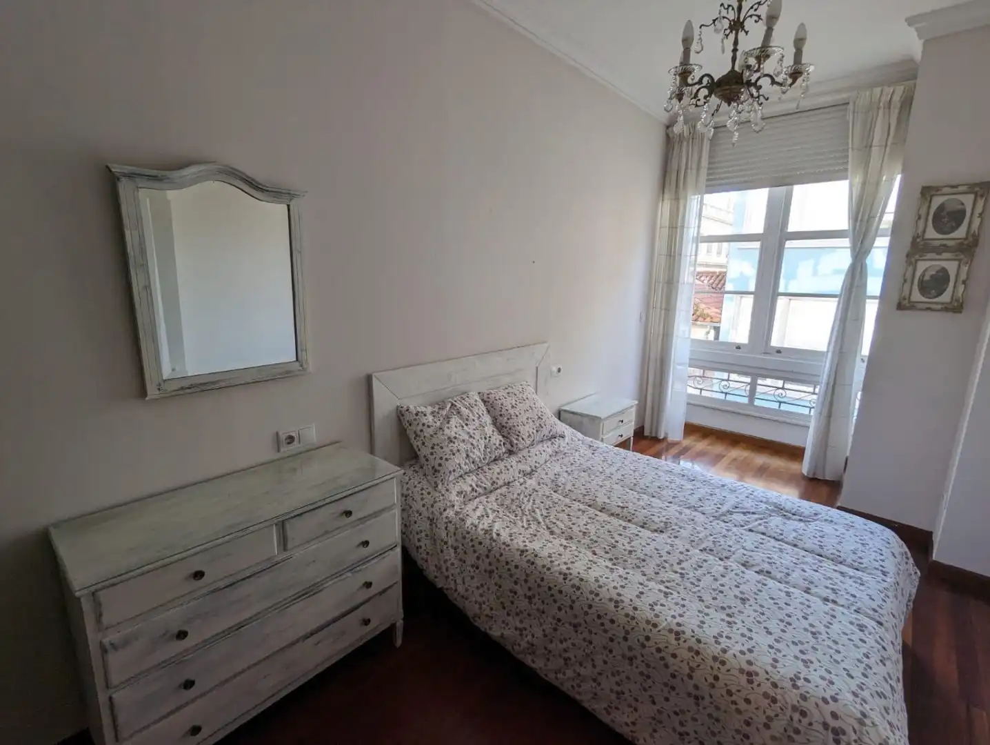 Bedroom of Flat for rent in Ferrol  with Heating, Parquet flooring and Furnished
