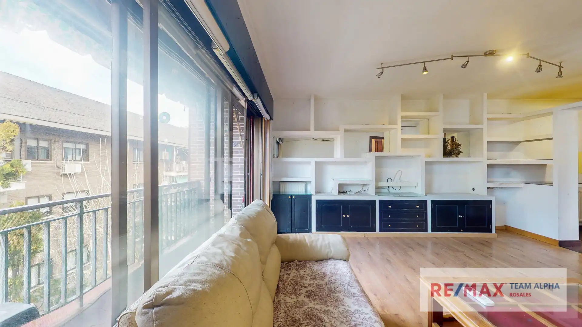 Sala de estar de Piso en venta en Paracuellos de Jarama con Aire acondicionado, Calefacción y Jardín privado