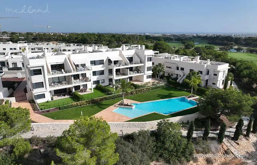 Apartament amb piscina en venda a El Pinar de Campoverde, imagen 14