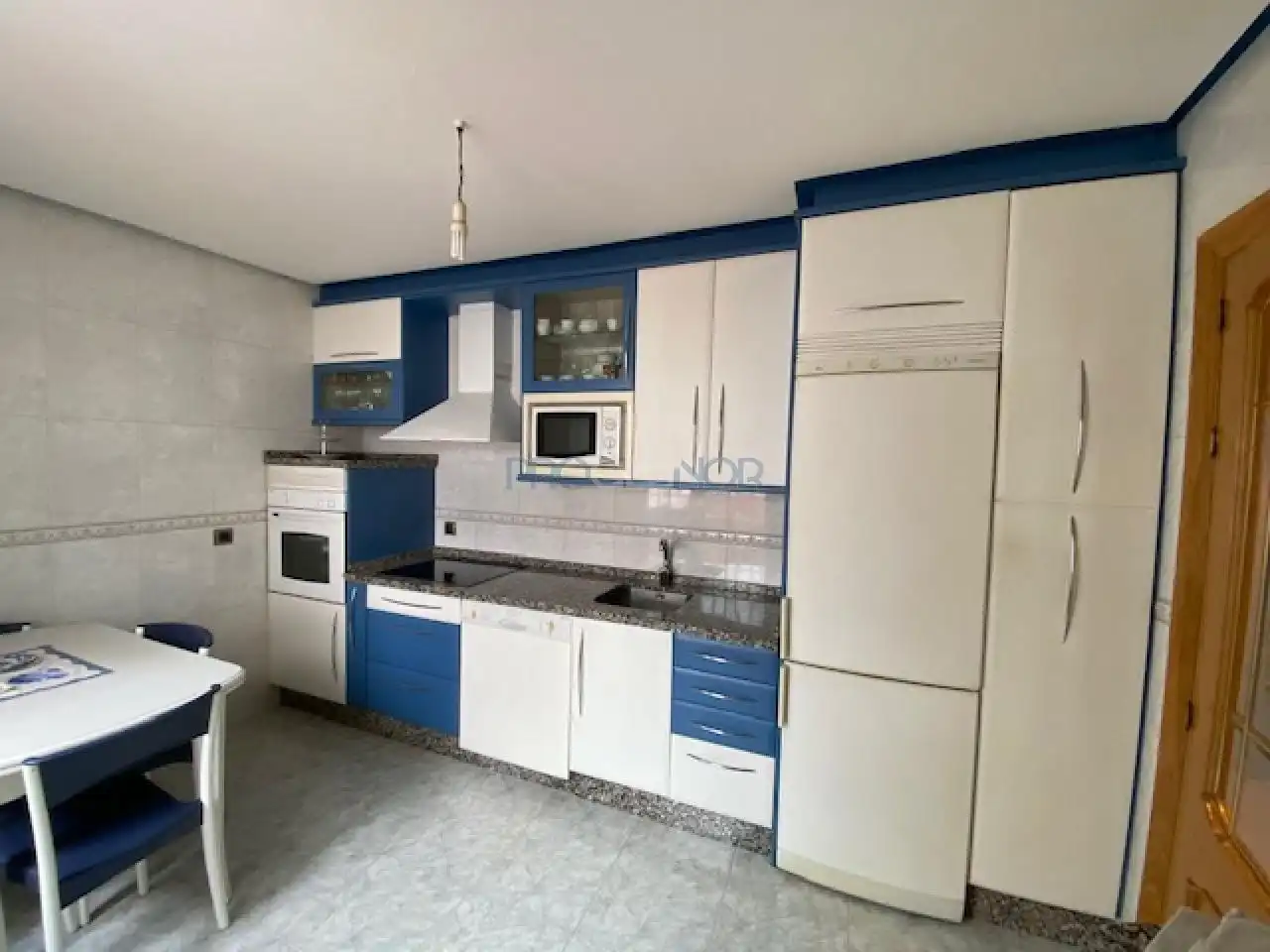 Cocina de Casa o chalet en venta en León Capital  con Calefacción, Jardín privado y Terraza