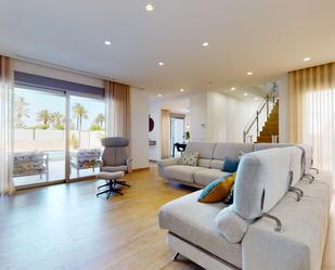 Sala d'estar de Casa o xalet en venda en San Pedro del Pinatar amb Aire condicionat, Calefacció i Jardí privat