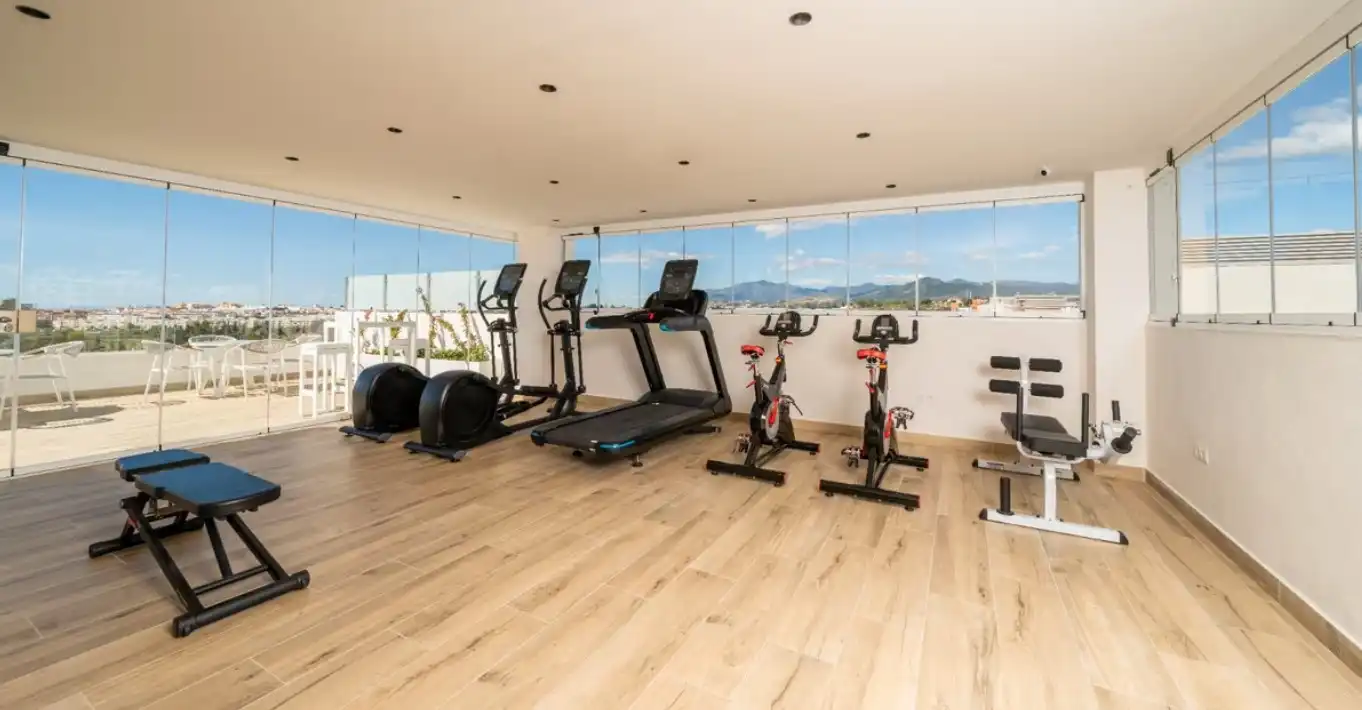 Wohnung zur Miete in Marbella mit Klimaanlage, Heizung und Terrasse