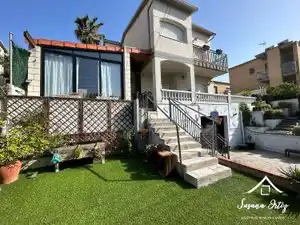 Vista exterior de Casa o xalet en venda en Masquefa amb Aire condicionat, Calefacció i Jardí privat