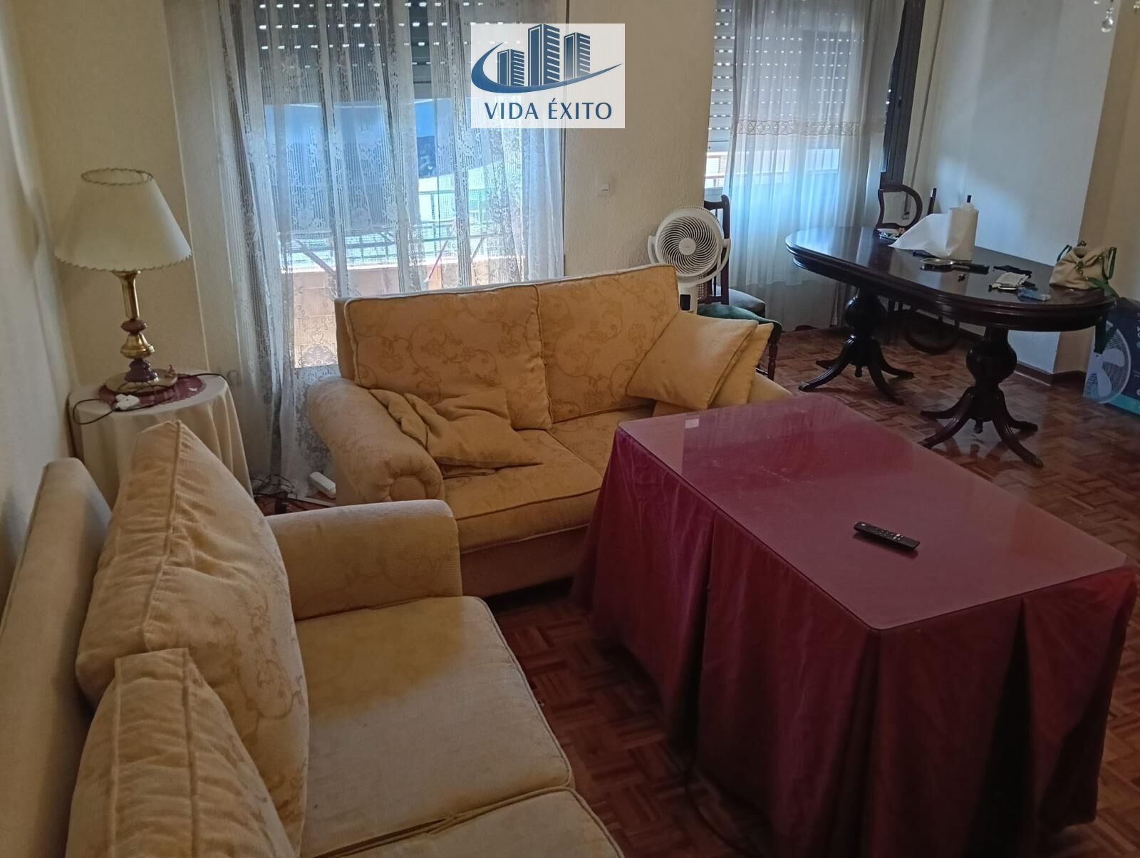 Sala d'estar de Pis de lloguer en  Jaén Capital amb Aire condicionat