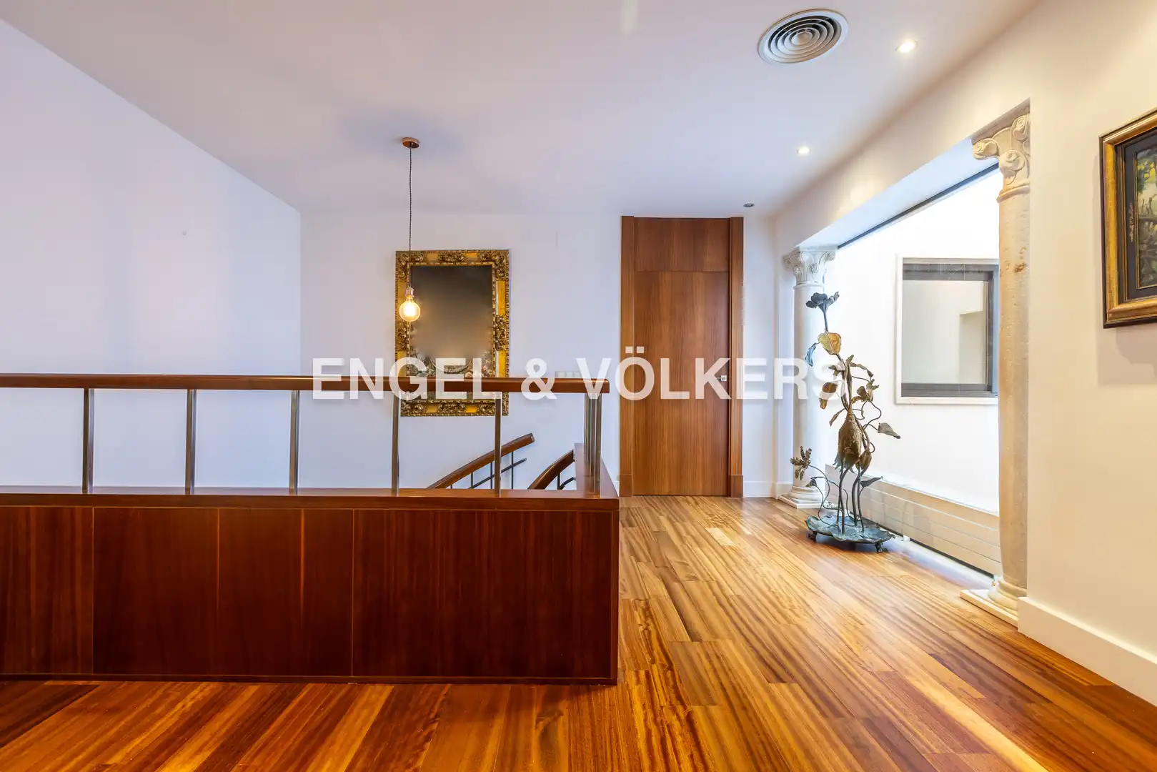 Country house zum Verkauf in Camas mit Klimaanlage, Heizung und Privatgarten