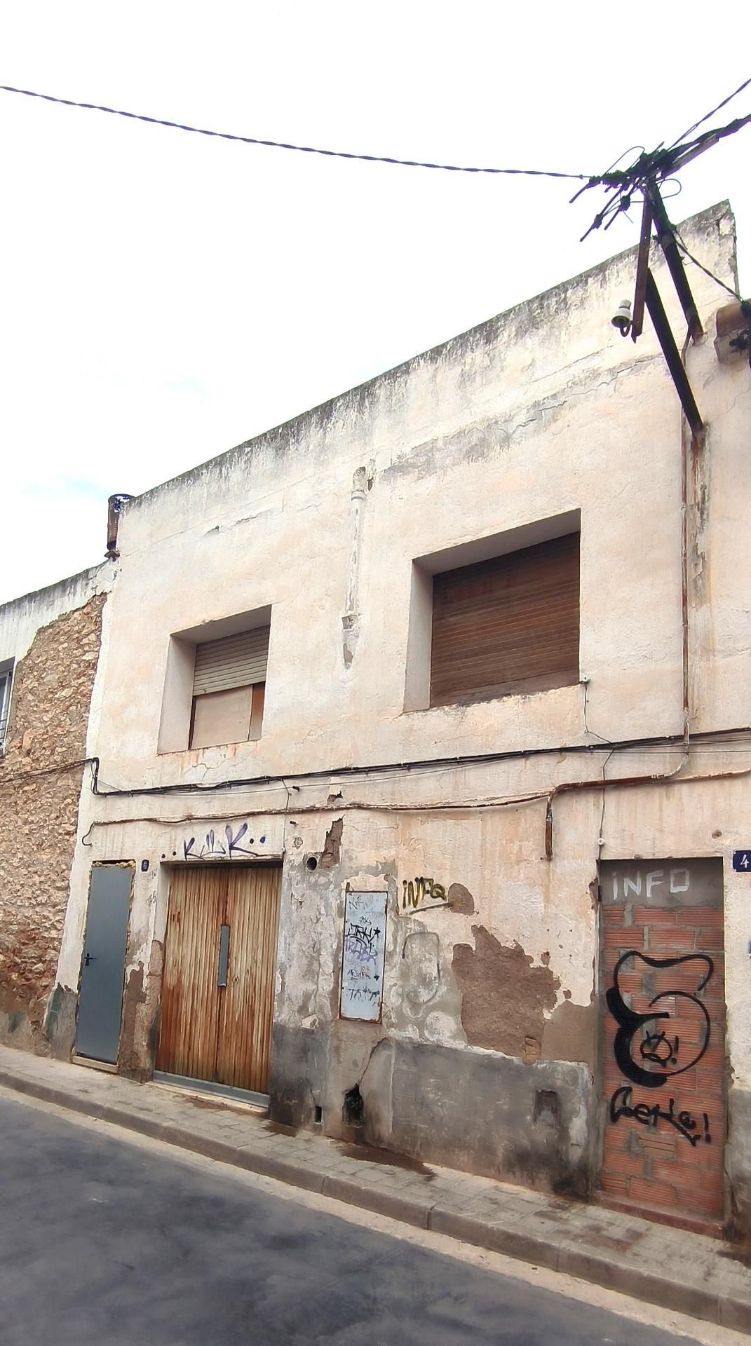 Vista exterior de Casa o xalet en venda en El Vendrell amb Traster