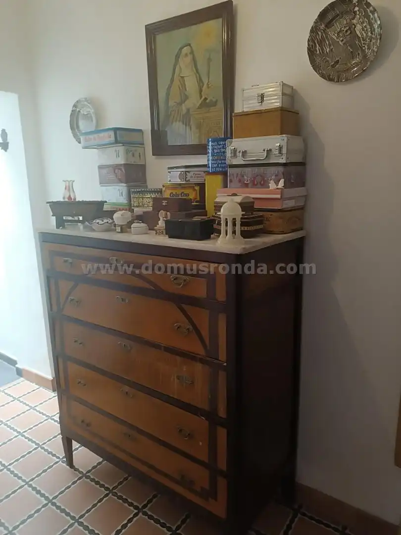 Dormitori de Casa o xalet en venda en El Burgo amb Terrassa i Moblat