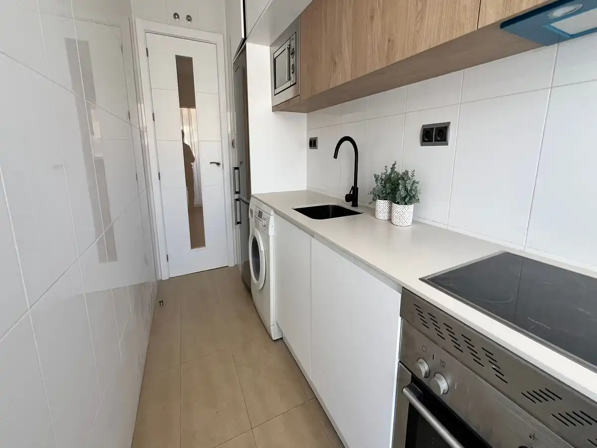 Cuina de Apartament en venda en Los Alcázares amb Aire condicionat, Traster i Piscina comunitària