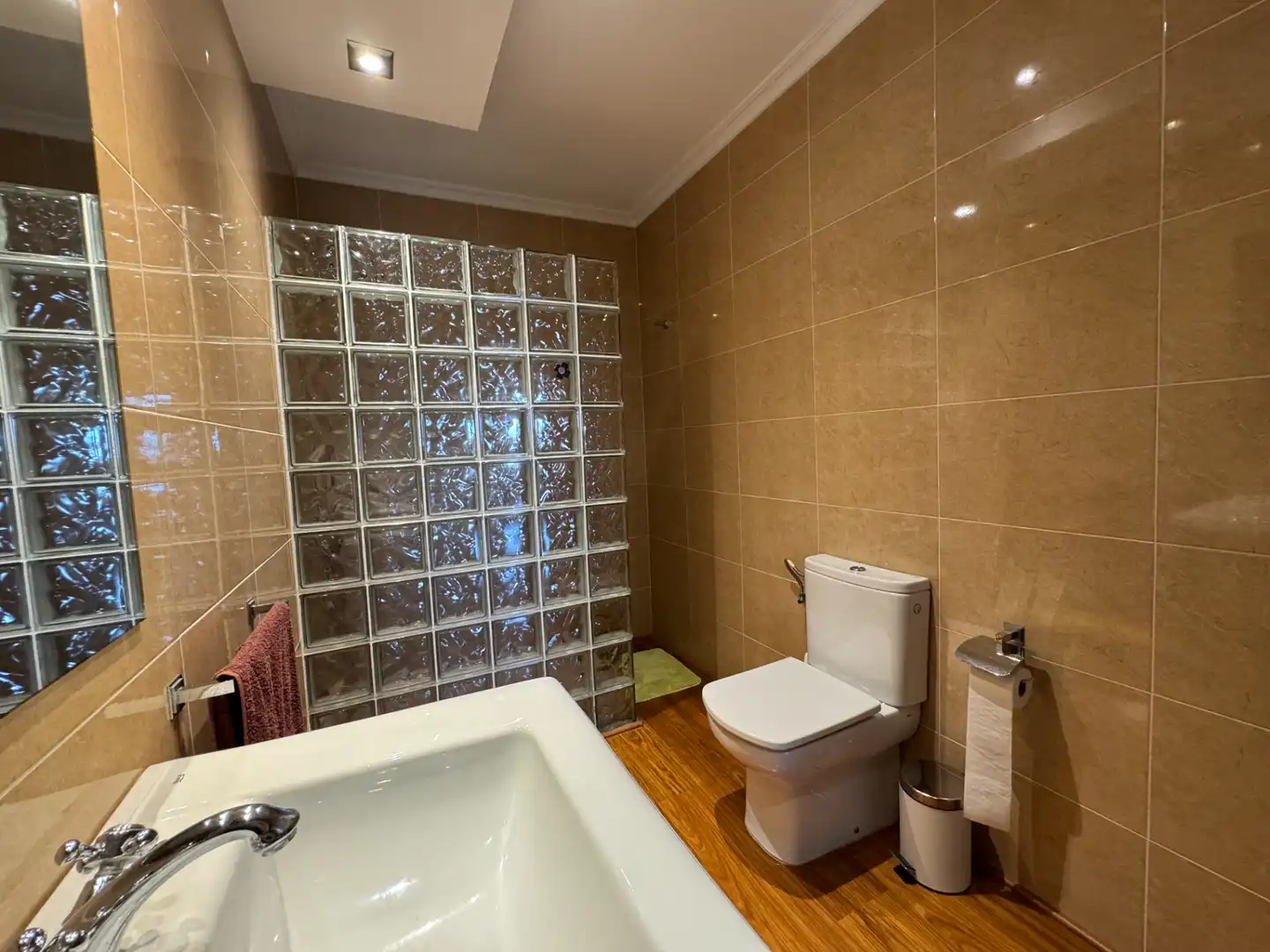 Baño de Piso de alquiler en Santa Pola con Aire acondicionado, Calefacción y Terraza