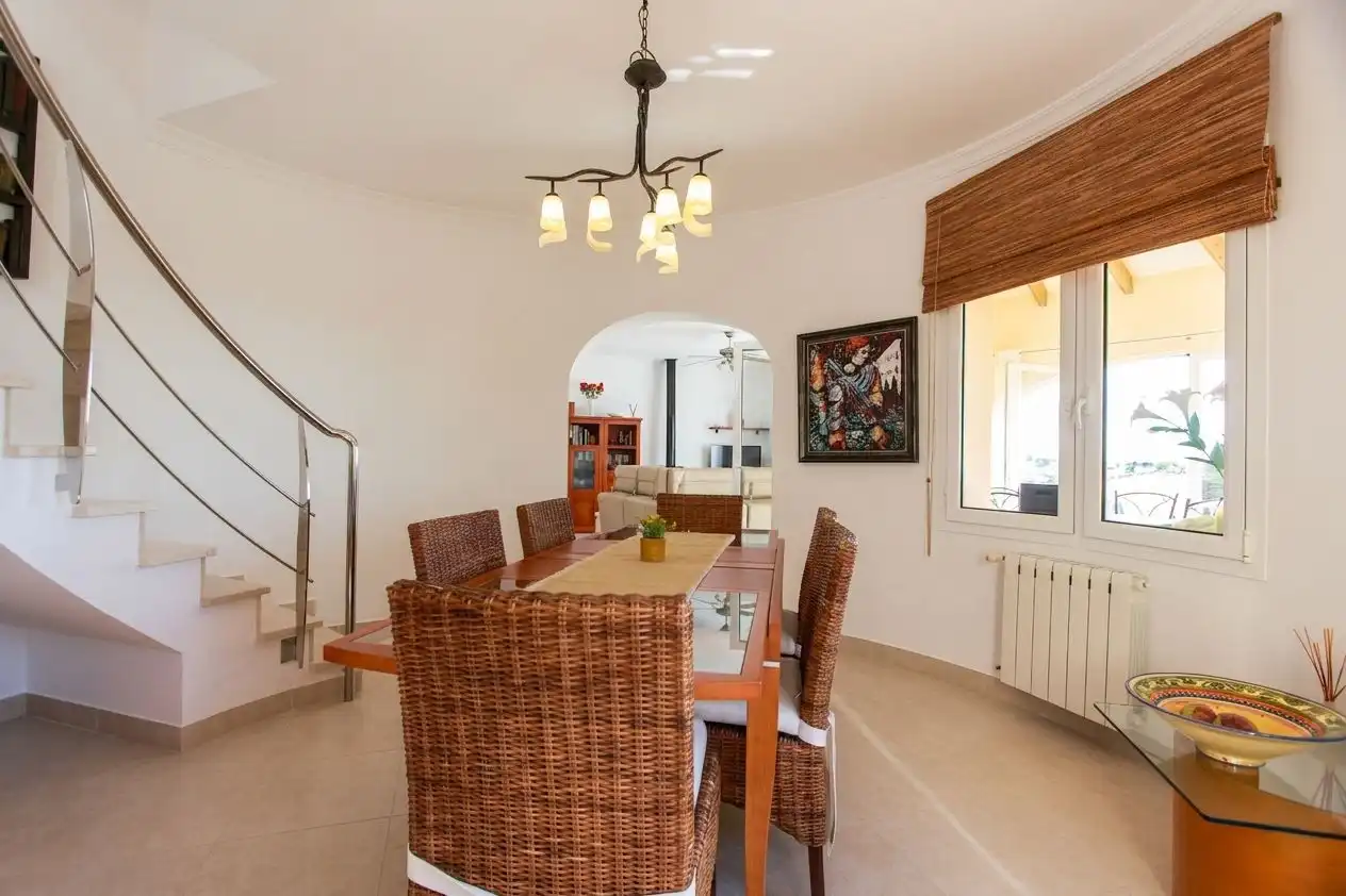 Menjador de Casa o xalet en venda en Calpe / Calp amb Aire condicionat, Calefacció i Jardí privat