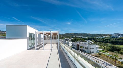 Foto 4 de Ático de alquiler en Elviria, Marbella