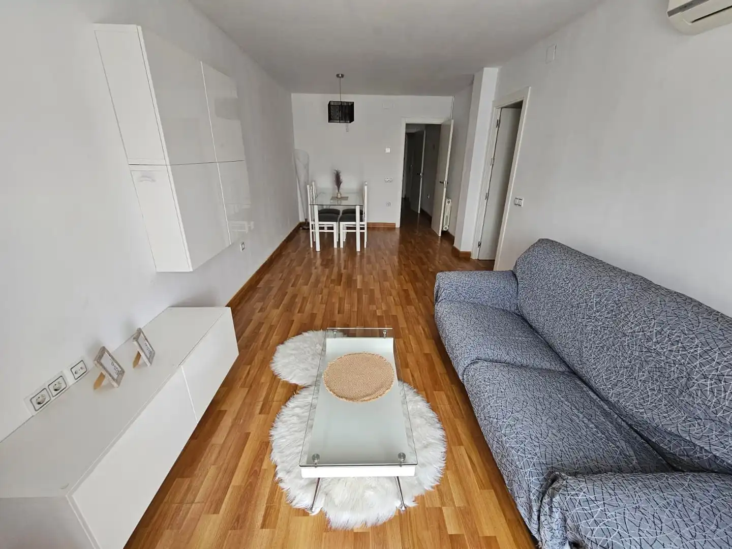 Wohnzimmer von Wohnung zur Miete in Malpartida de Cáceres mit Klimaanlage, Heizung und Terrasse