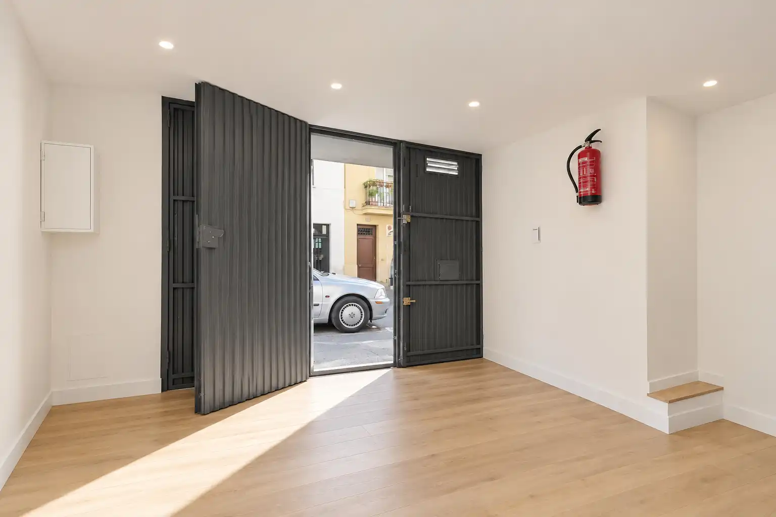 Gewerbefläche zum Verkauf in Carrer de Llorens i Barba 45, imagen 13