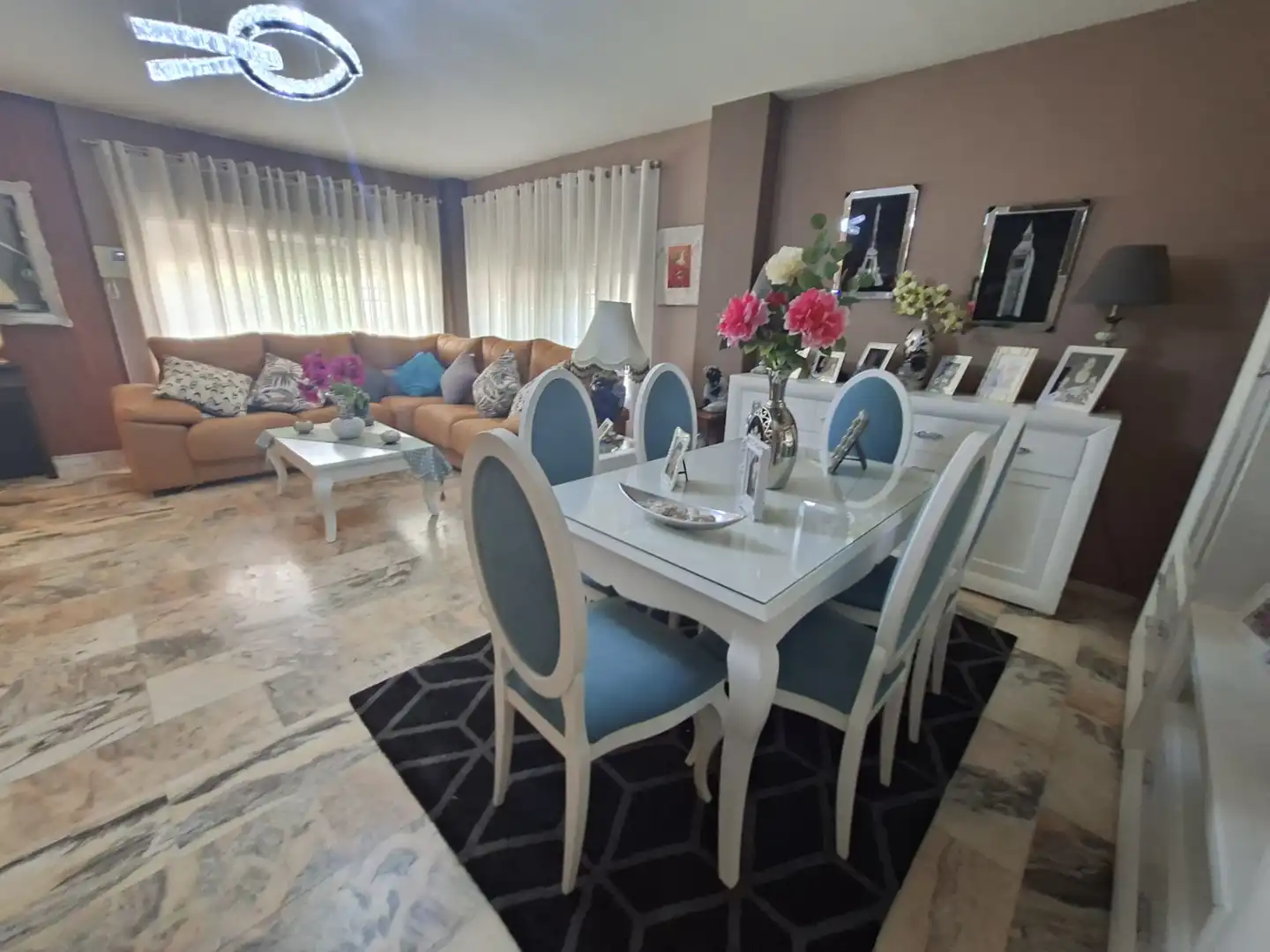 Comedor de Casa o chalet en venta en Espartinas con Aire acondicionado, Jardín privado y Trastero