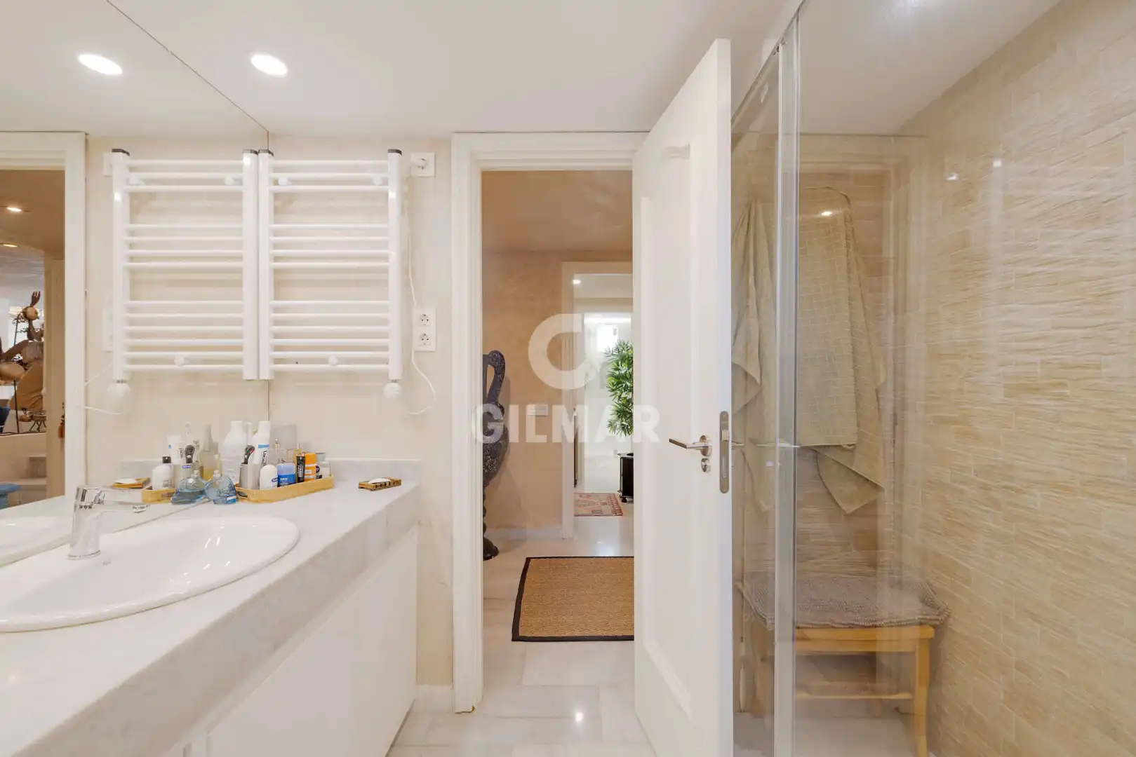 Badezimmer von Maisonette zum Verkauf in Estepona mit Heizung, Abstellraum und Balkon