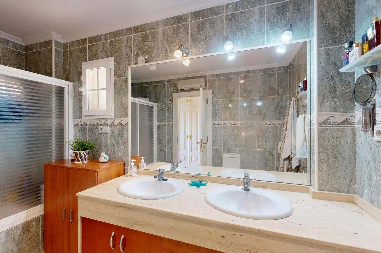 Detached house with garden for sale in Calle JACINTO BENAVENTE, imagen 56