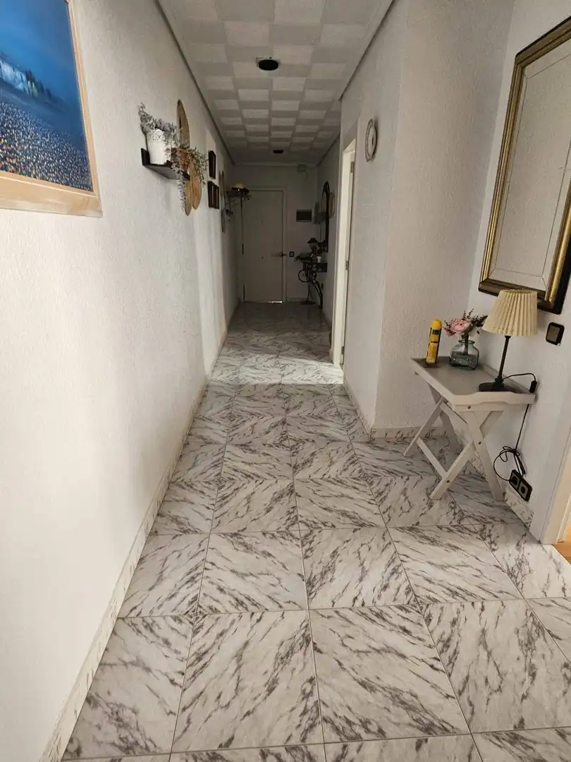 Ático con terraza en alquiler en CONSTITUCIO DE LA, imagen 4