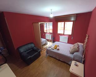 Bedroom of Flat to rent in Langreo