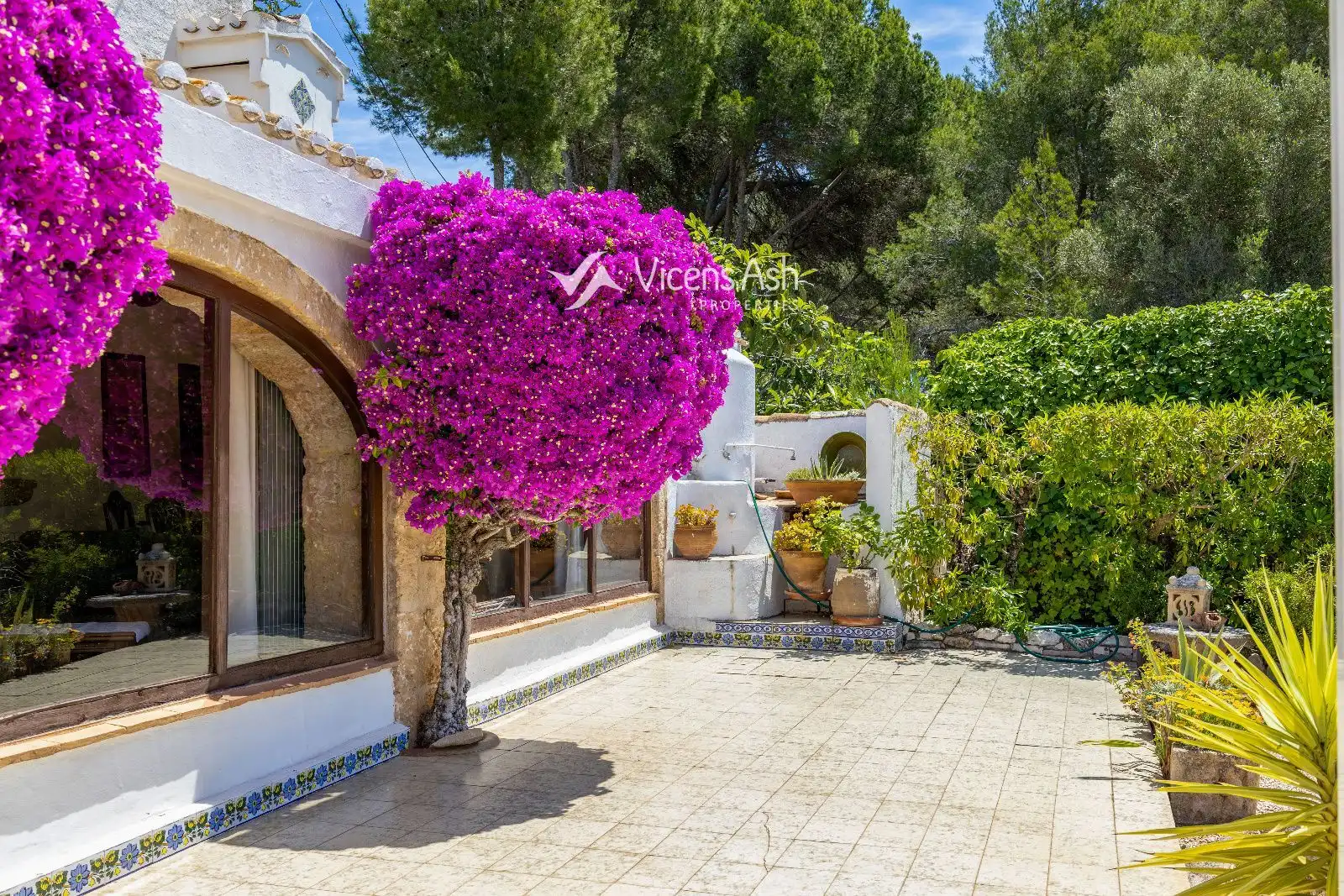 Exterior view of Houses for sale in Jávea / Xàbia  with Storage room, Swimming Pool and Furnished